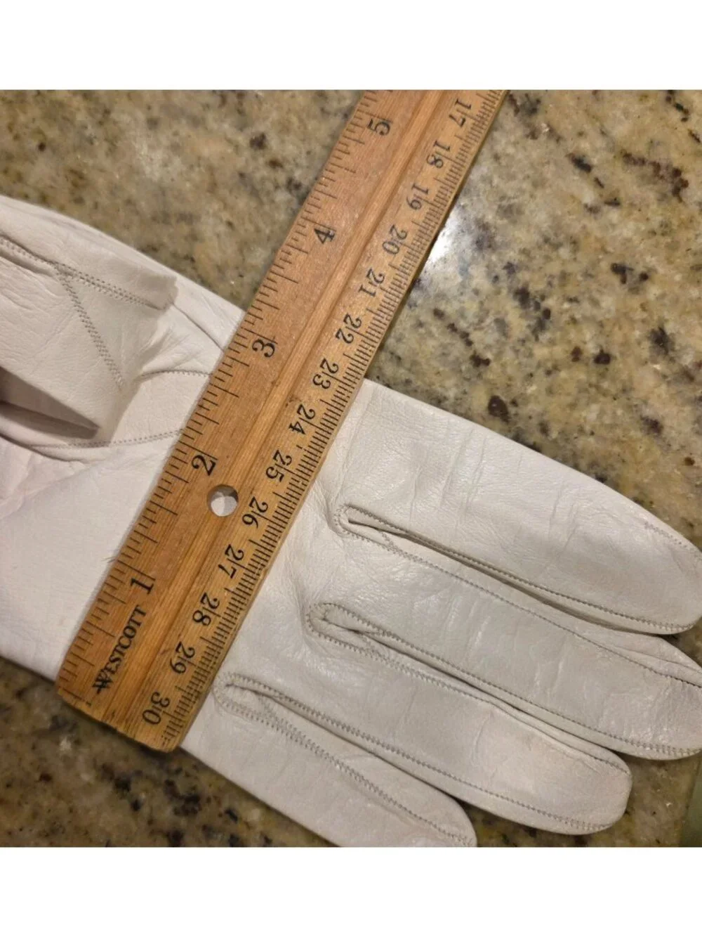 Vintage Womens Size S 6.5 Off-White Leather Silk Lined Formal Gloves Italy Saks